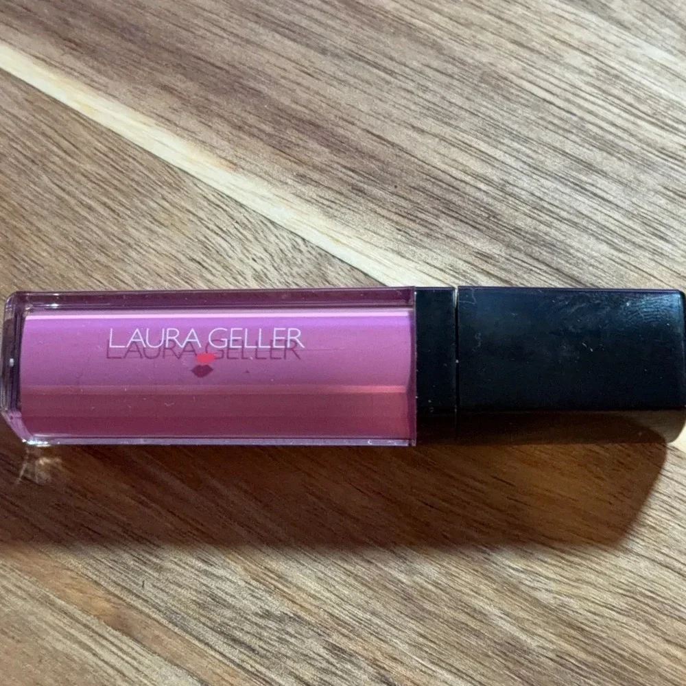 Laura Geller Luscious Lips Liquid Lipstick CANDY PINK‎ 0.20oz NIB